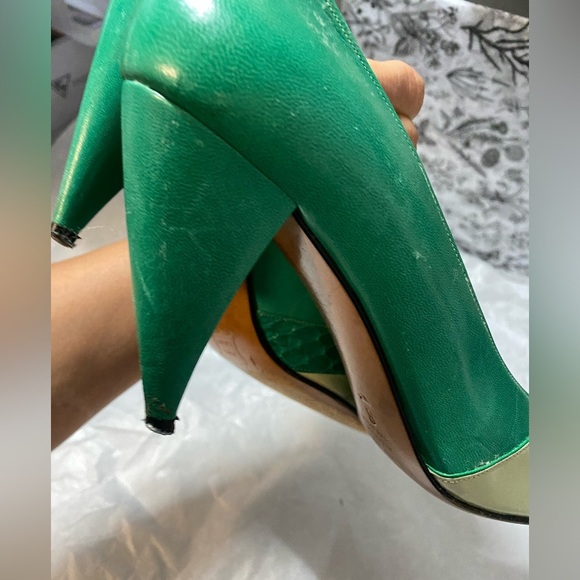 Vintage Dior Green and Cream Leather Heels - Size 8/8.5 approx - Picture 8 of 8